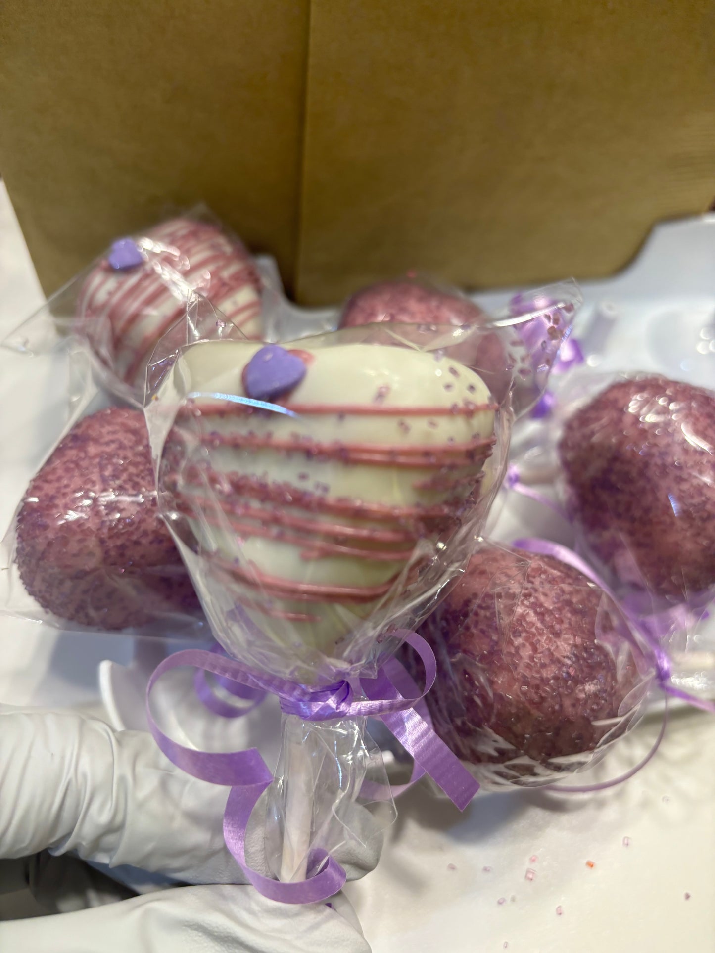 Landie's Cake Pops Dozen