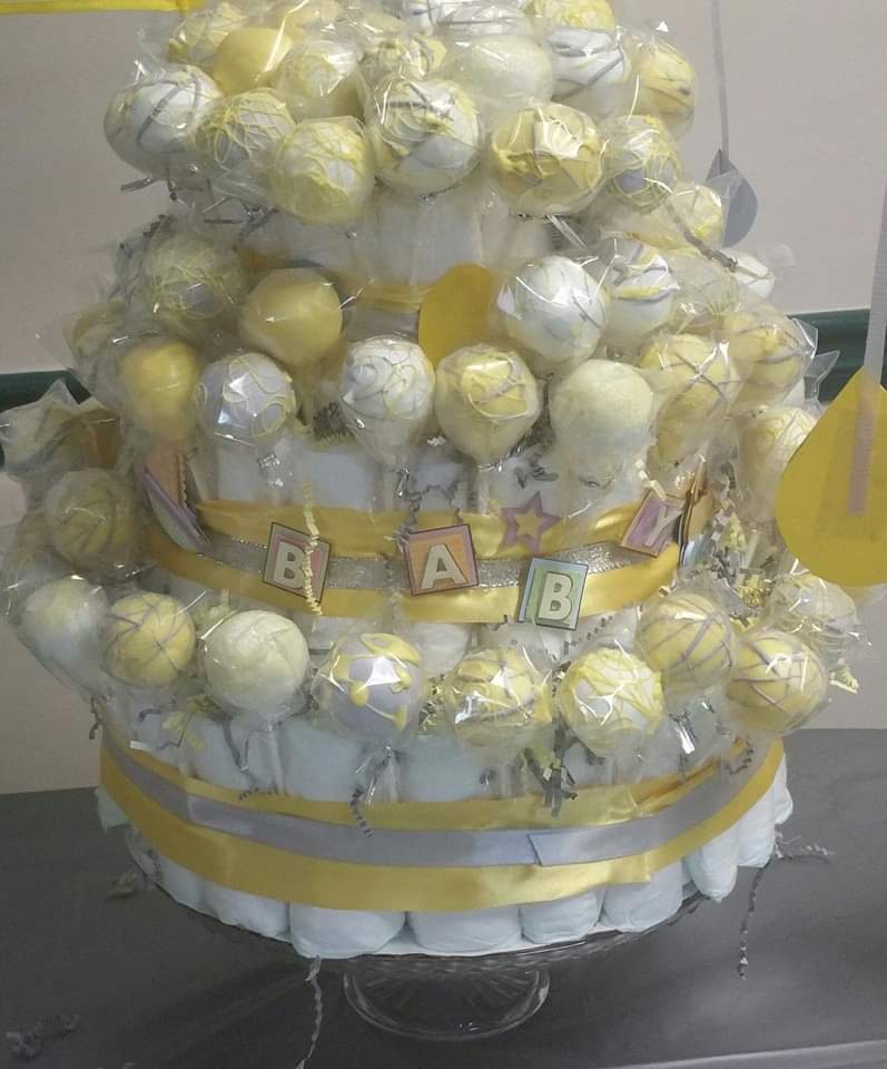 Landie's Cake Pops Dozen